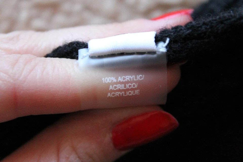 Calvin Klein Men’s Basic Knit Scarf Black Size 70’’x11’’ - Изображение 3 из 4