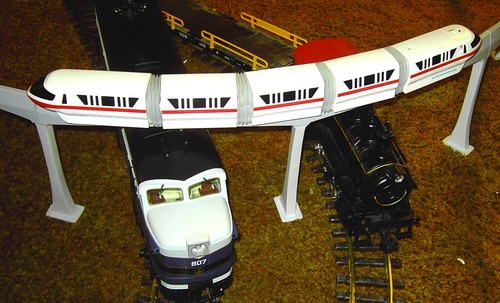 14 piece Tall Graduated Support Columns for Disney Monorail Track Pier - Picture 16 of 17