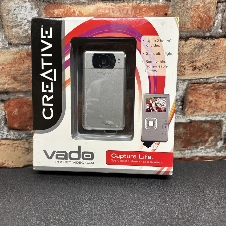 Creative Vado HD 720p Pocket Video Camcorder 2x Digital Zoom VF0570 - Image 2 of 4