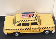 Die Cast Classic New York City Old Fashion Yellow Taxi Cab Toy Model 5 inch size