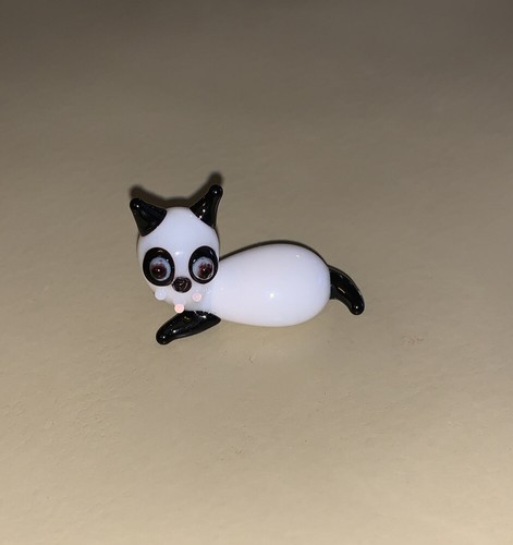 New Miniature Handblown Glass Figurine - Boston Terrier Dog - Picture 1 of 6