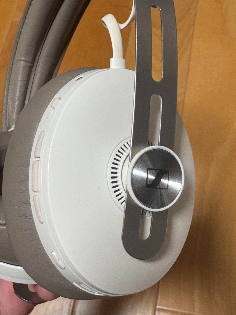 Sennheiser Momentum Wireless 3 M3AEBTXL Glay White Used From
