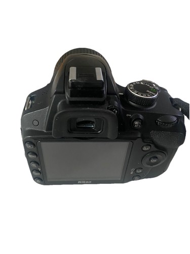 Nikon D3200 Digital SLR Camera W/ 18-55mm VR Lenses - Picture 6 of 11