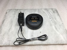 Motorola PMPN4140A Mag One Battery Charging Base Radio BPR20, BPR40