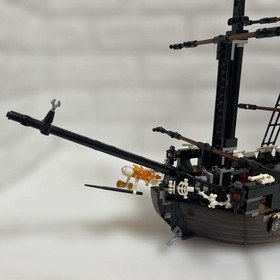 LEGO 4195 Pirates Of The Caribbean Queen Anne's Revenge Japan Educational Toys