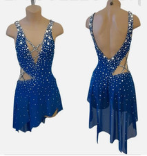 Figure skating competition performance costumes