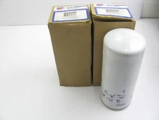 (2) Carquest 85660 Oil Filter Replaces 51660 1660 LFP8642 LF416 LF3654 B7685