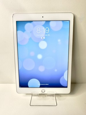 iPad Air 2 9.7'' Silver A1566 Tablet WiFi No Cracks   See Description