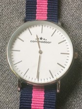 Commodoor Armbanduhr - Preppy-Stil, getreiftes NATO-Armband, Ø 4 cm, unisex