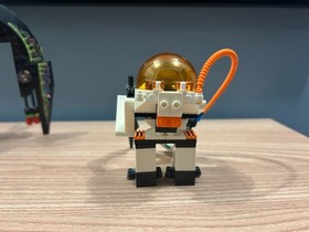 7646 LEGO Mars Mission ETX Alien Infiltraitor Complete * No Box Nor Manual* 