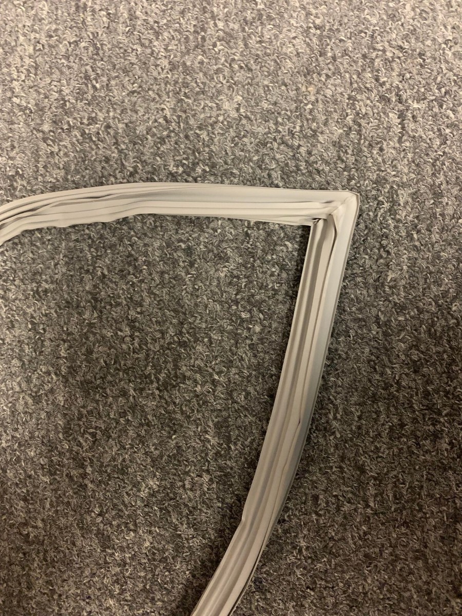 OEM Hisense Refrigerator Door Gasket K2010683 for HRB171N6BSE Open