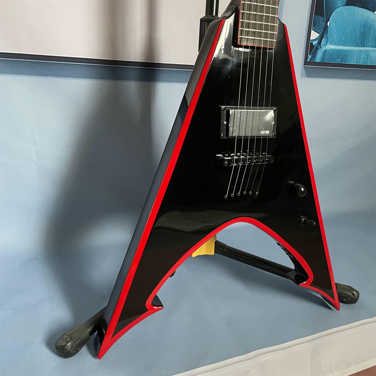 Jackson JS32 Gloss Black ケリーキングEMGピックアップ