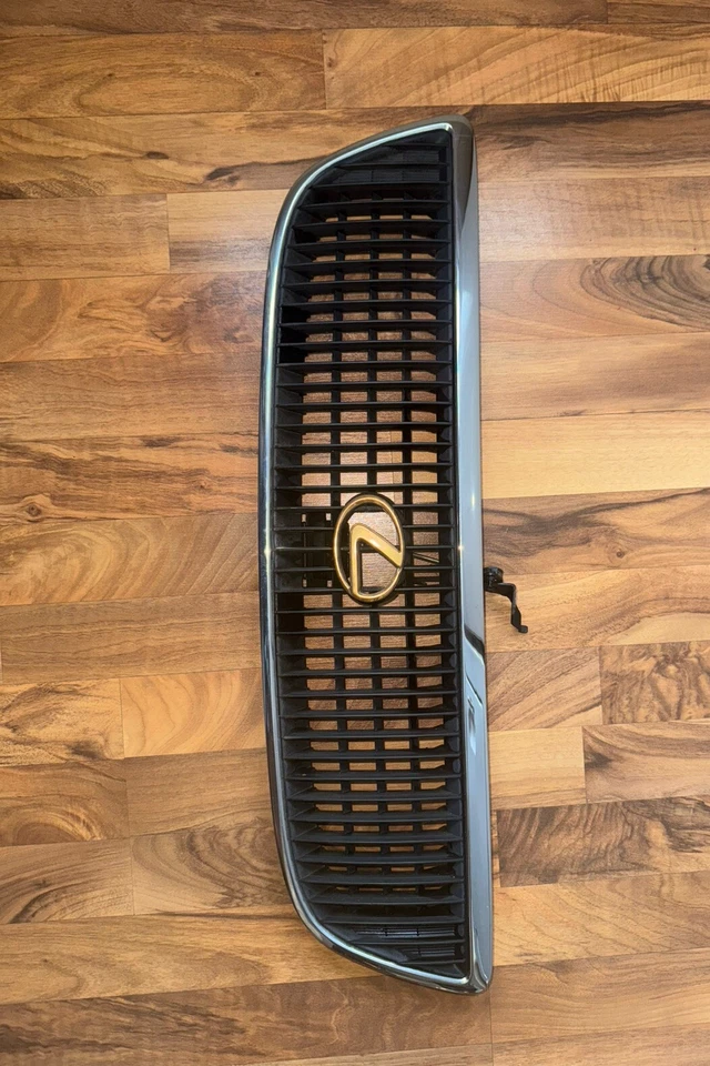 1993 - 1997 LEXUS GS300 OEM CHROME FRONT UPPER GRILLE GRILL EMBLEM & HOOD LATCH - Image 3 of 4