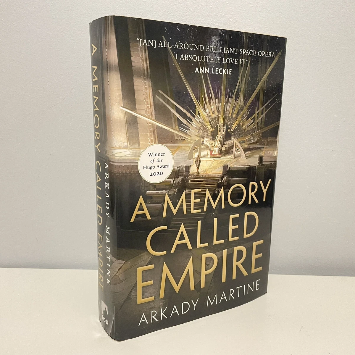 A Memory Called Empire (Teixcalaan, 1): 9781250186430: Martine, Arkady: Books