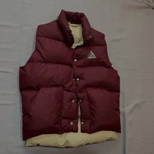 Ascente Down Vest Woman Small Puffer Down Outdoor Jacket USA Vintage Unisex Wine