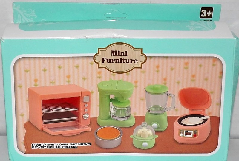 Dollhouse Miniature Set KITCHEN APPLIANCES Blender Coffee Pot Microwave 14 pcs