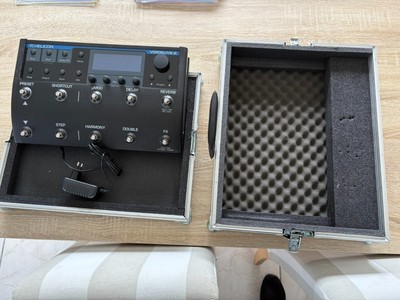 TC Helicon Voicelive 2 + Flight Case