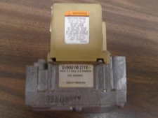 Honeywell Smart Gas Valve; Nat. Gas; SV9501M 2718; HQ1011024HW; --''USED''