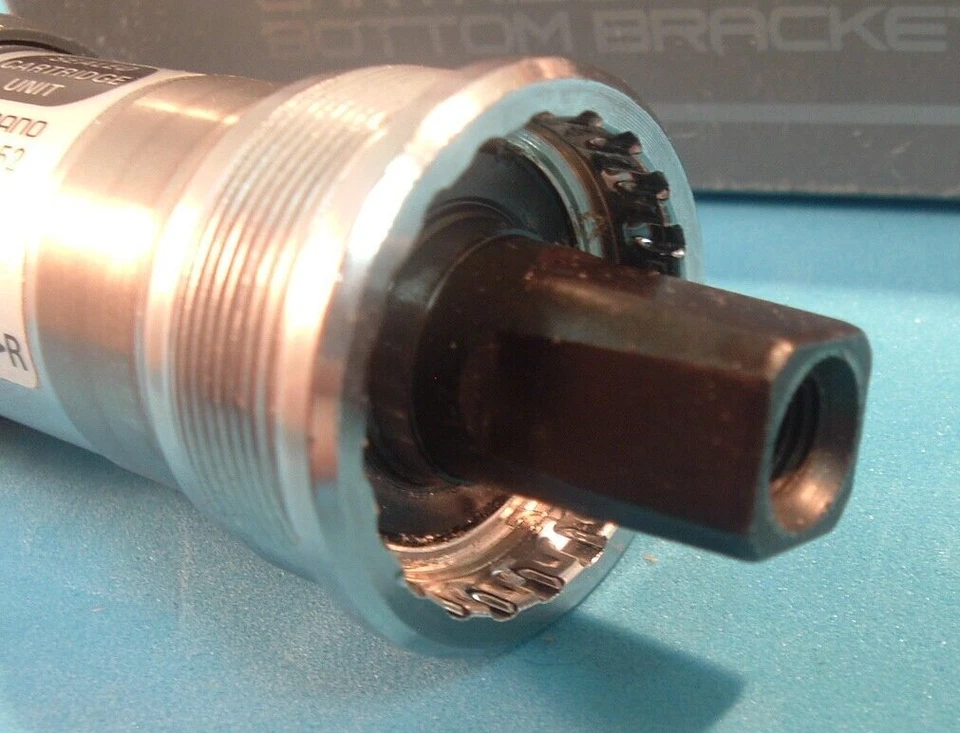 Shimano BB-UN52 Sealed Cartridge Square Taper NEW/NOS Bottom Bracket-73x118MM- - Image 3 of 4