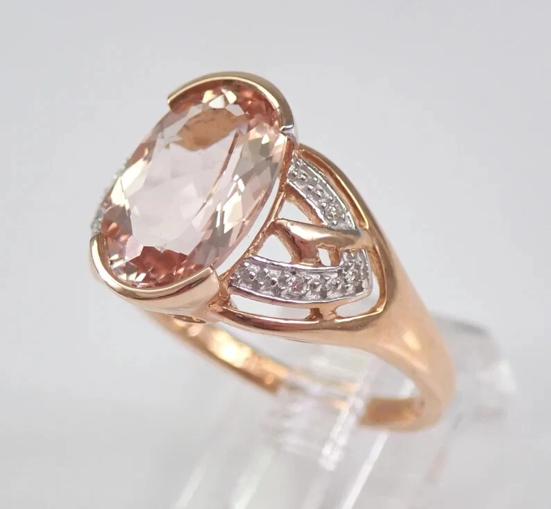 Anillo de compromiso solitario de morganita genuina de corte ovalado de 3,10 quilates enchapado en oro rosa de 14 quilates Foto 3 de 4