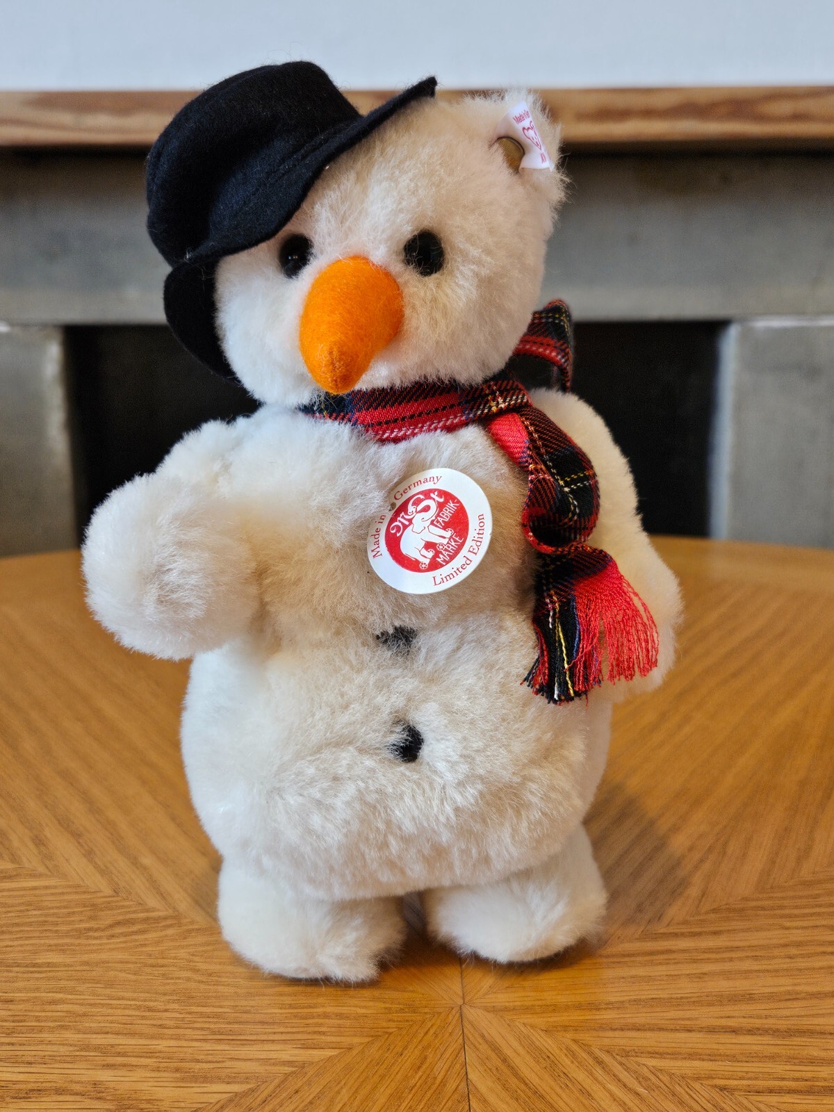 STEIFF 036101 SNOWMAN 21CM 2009 L. ED. ALPACA WITH BOX & CERTIFICATE
