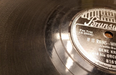 78RPM Brunswick 8161 Gene Krupa, v Daye - If Rains---Who Cares! / Honey Moon, V-