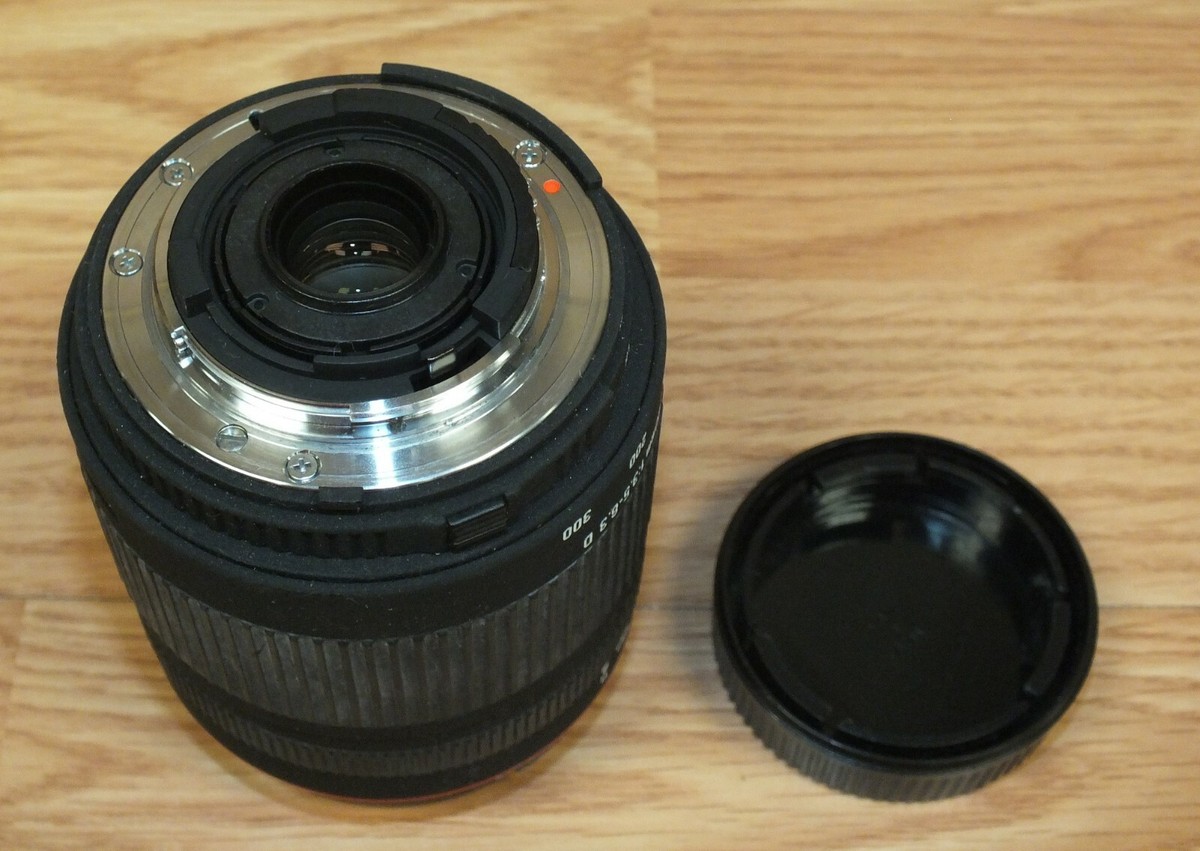 Sigma Zoom 28-300mm 1:3.5-6.3 DG Marco Japan Made Camera Lens