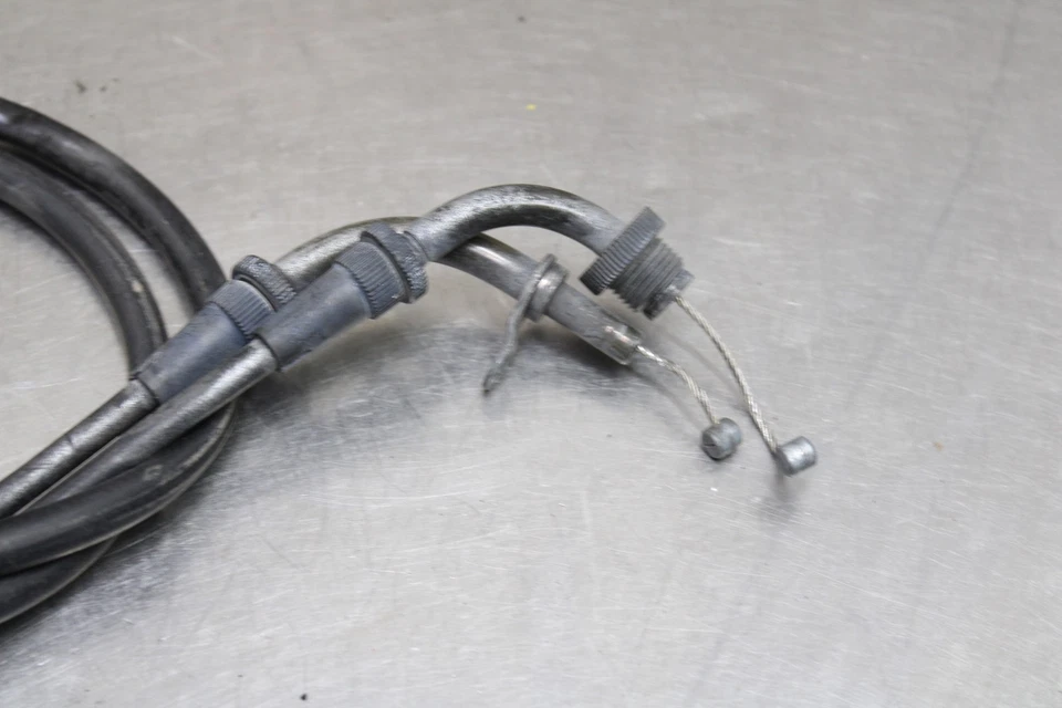 00-03 SUZUKI GSXR750 THROTTLE CABLES LINES 58300-35F20 58300-35F30 Foto 3 de 4