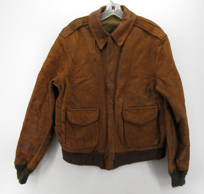 ジャケット・アウター AVIREX / A-2 flight leather jacket VTG AVIREX Type A-2 Brown Leather Bomber Flight Jacket Medium