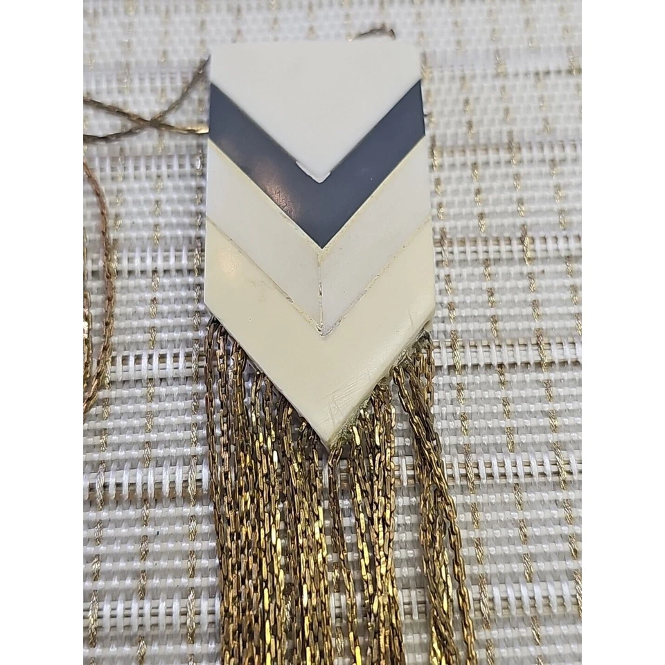 COLLAR COLGANTE DE CUERNO Y HUESO MULTITONO DISEÑO CHEVRON CAPAS ESLABÓN DE CADENA DE LATÓN Foto 3 de 4