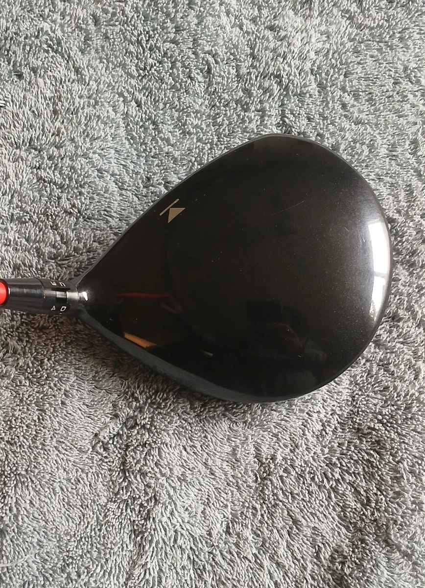 Titleist 913D3 Driver 9.5° Right-Handed Stif Flex Graphite Shaft