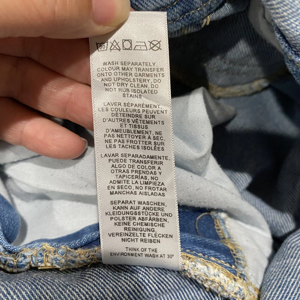 Mono vaquero azul con hebilla de bolsillo lavado medio para mujer ASOS Denim UK 8/US 4 Foto 4 de 4