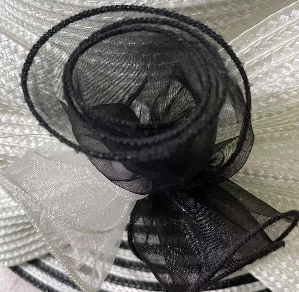 SOMBRERO CISNE Mujer Nueva York Negro Blanco Arco Redondo Iglesia Boda Derby De Colección Foto 3 de 4