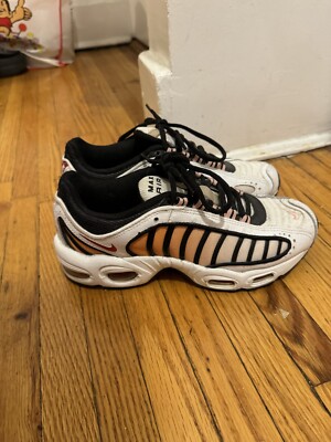 Size 7 - Nike Air Max Tailwind 4 Gradient - CJ7976-100