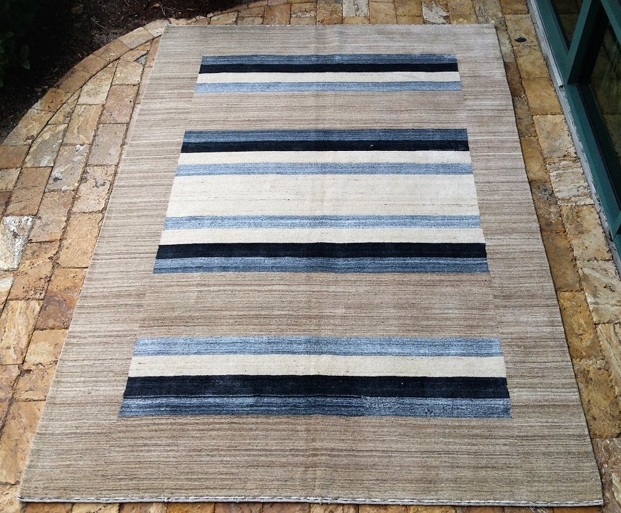 Современный индийский шерстяной ковер ручной работы из кремовой шерсти размером 6 X 9 113090₽