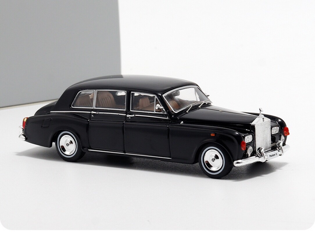 DCM 1/64 Scale Rolls-Royce Phantom VI Black Diecast Car Toy