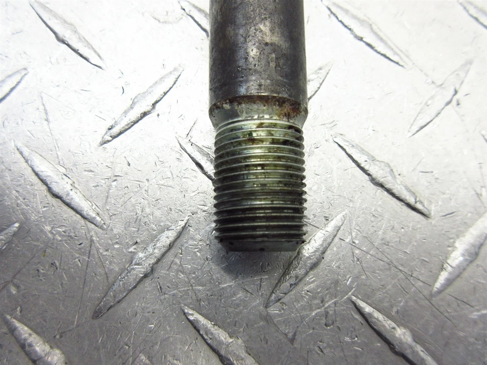 Honda VT 1100 VT1100 2002 99-07 Shadow Aero C3 eje de rueda trasera fabricante original  Foto 2 de 4