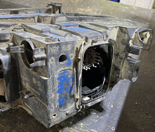 2009 2010 2011 2012 Audi Q5 Headlight RH Front Right Passenger Xenon HID OEM - Picture 11 of 16