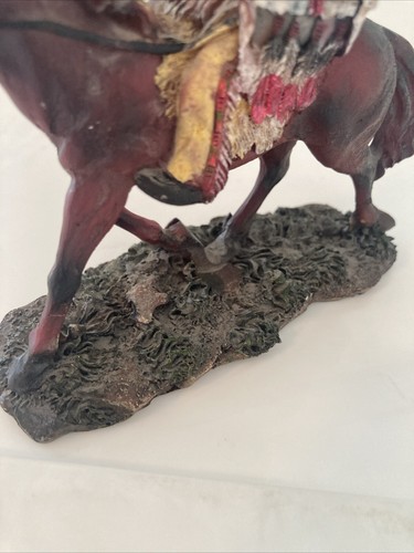 Native American Indian Figurine Hunting On Horse Spear Shield 5.5” X 5” Resin - Picture 8 of 11