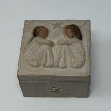 Willow Tree Susan Lordi's Friendship Trinket Keepsake Box 2003