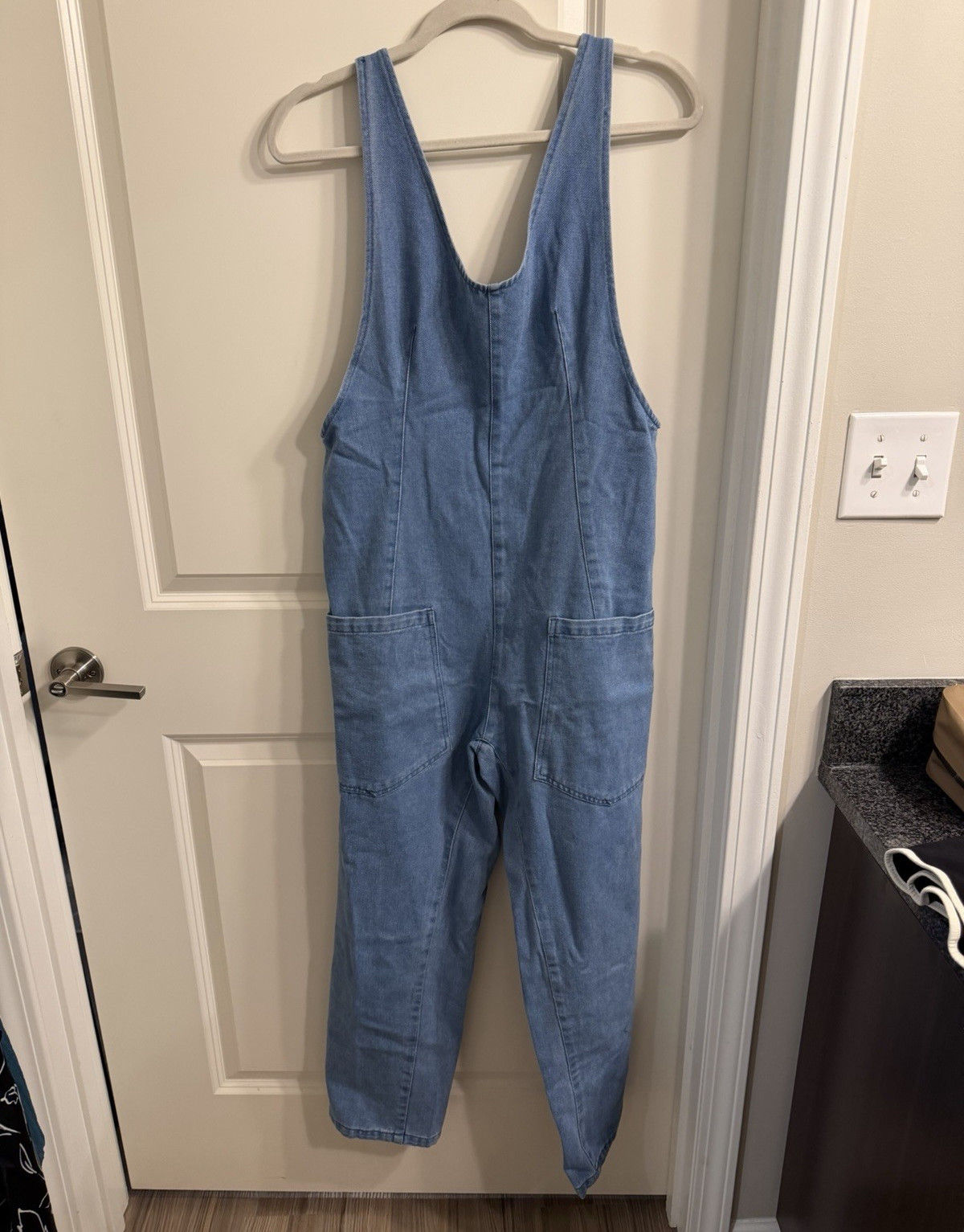 Women’s Blue Denim Jumpsuit Overalls Strappy Pockets Size L