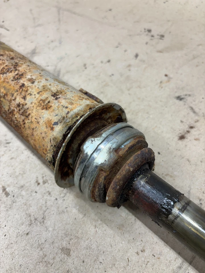 Ford F150 F250 1973 1978 1979 2x2 cabina regular platón largo eje de transmisión delantero medio 31 spli Foto 4 de 4