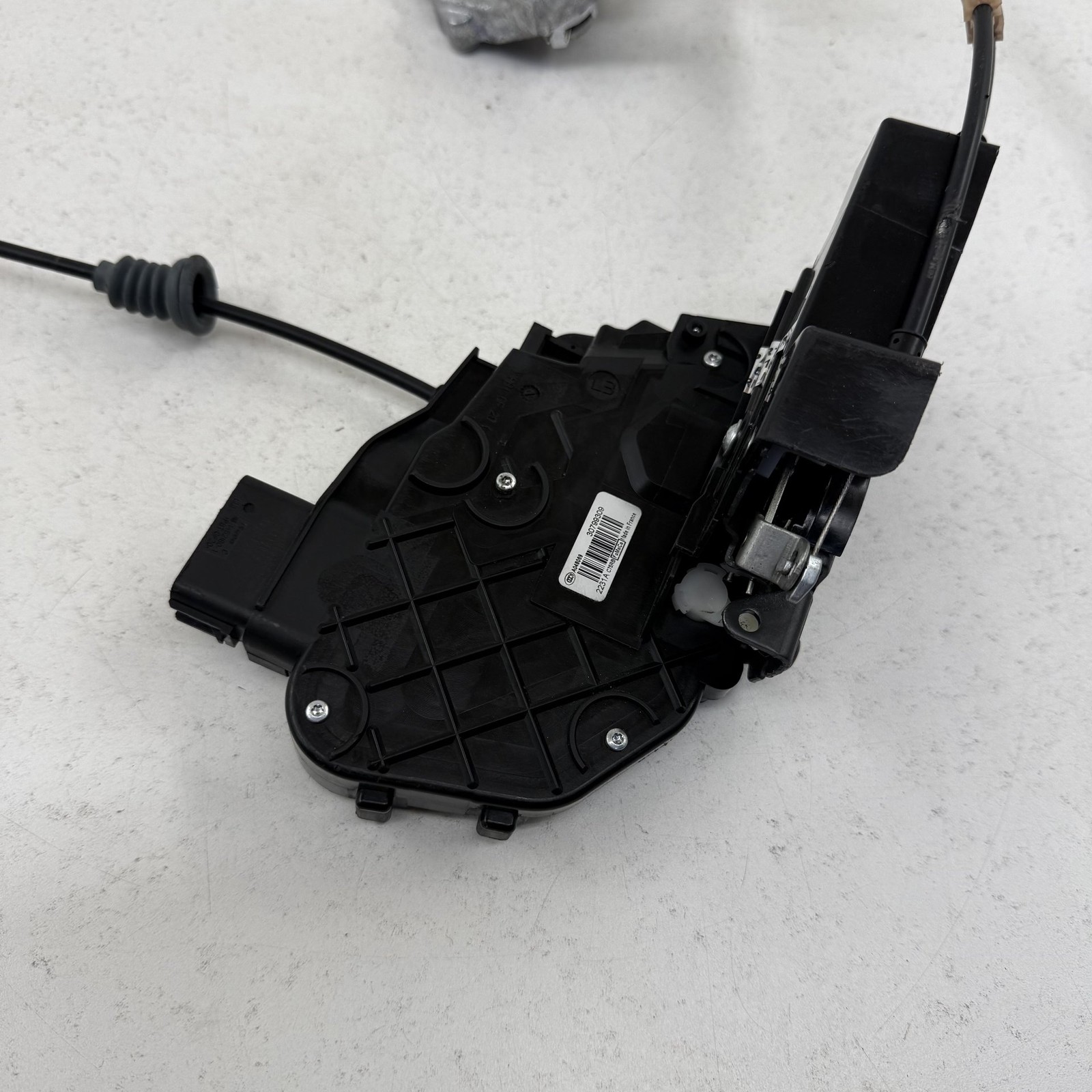 Aston Martin V8 2006-2017 Left Door lock actuator