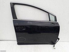 2011 TOYOTA AVENSIS TüREN DEFEKT FRONT LIMO RECHTS