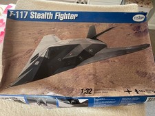 EXTREMELY RARE VINTAGE - Testors #570 F-117 Stealth Fighter 1:32
