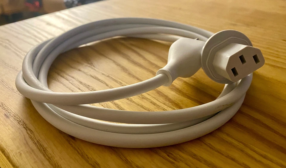 APPLE iMac 21.5“/27“ (A1311/A1312) ++ Netzkabel / Power Cable ++ 922-9267 ++ USA - Bild 2 von 3