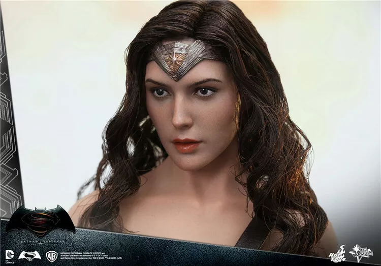 HT Hot Toys MMS359 1/6 Scale Wonder Woman 1.0 Action Figure Batman