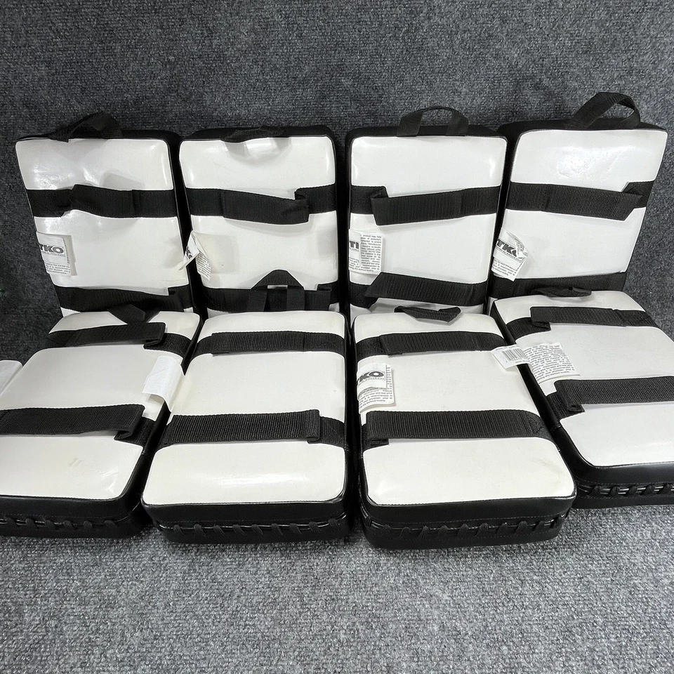 Almohadillas de mano TKO Technical Knockout X8 negras boxeo perforación rectángulo almohadilla de ahorro Foto 3 de 4