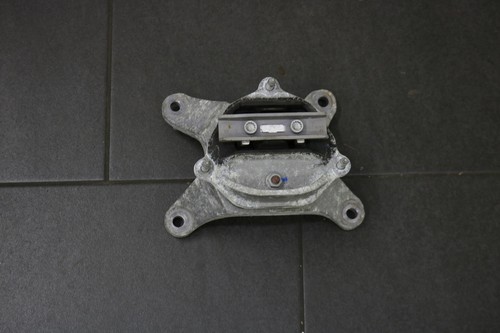 Audi A4 8K A6 4G Q5 8R Gummimetall Lager 8K0399151DC Getriebelager Halterung