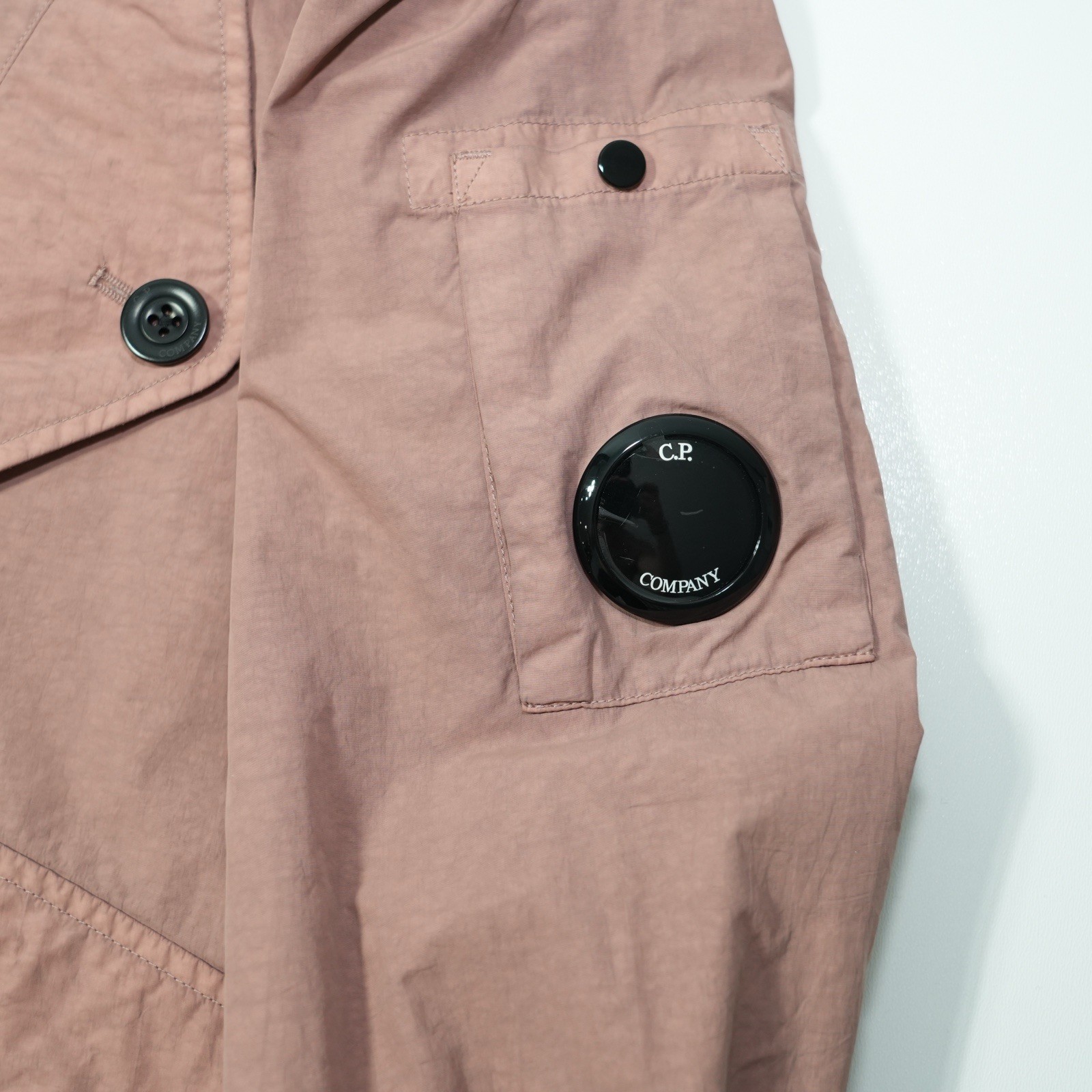 C.P. Company Flatt Nylon Overshirt Jacket Dusty Pink Size S – BNWT  thumbnail 5